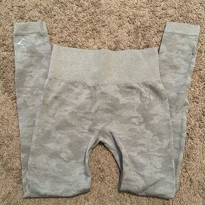 Gymshark Adapt Camo Seamless Leggings - grey